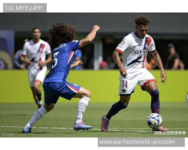 国王杯激战切尔西小胜利物浦红牌争议引发全场热议