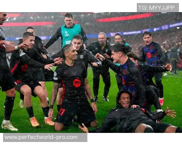 巴萨友谊赛大胜本菲卡6-2神扑瞬间成比赛转折点分析