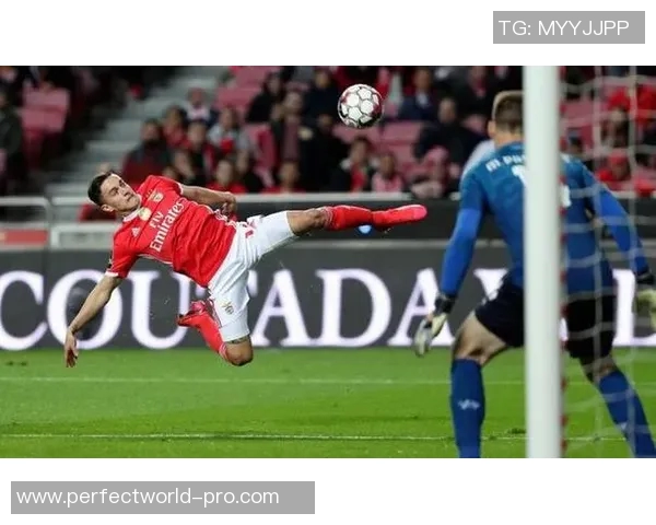 英超精彩对决波尔图大胜本菲卡帽子戏法引爆全场热情