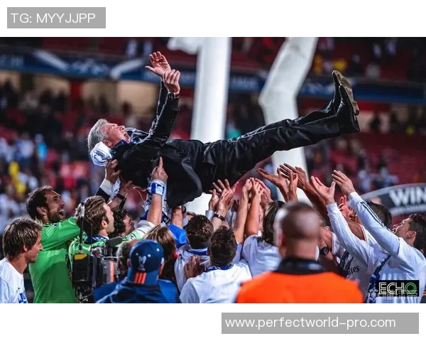 国王杯精彩对决拜仁凭神扑绝杀那不勒斯引发转会热议