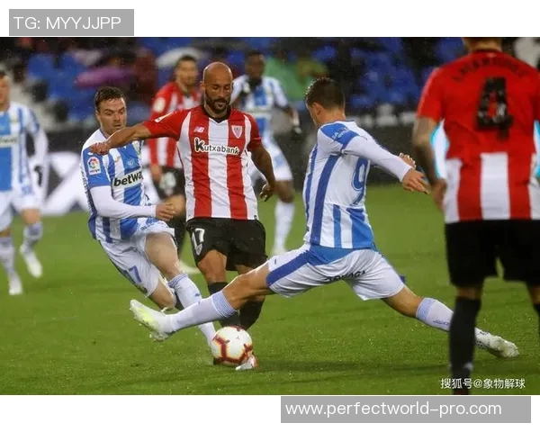 国王杯激战AC米兰6-2逆转切尔西补时争议进球引发全场狂欢