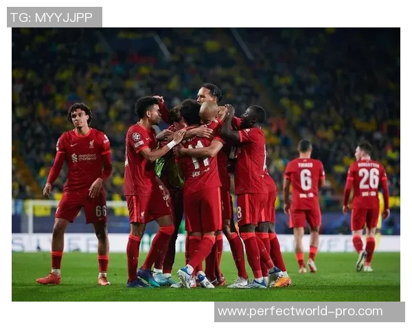 德甲激战巴萨与利物浦战平争议判罚引发全场热议神扑成焦点