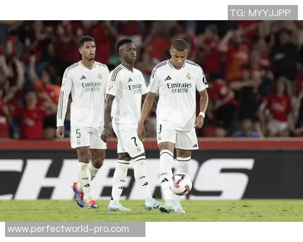 德甲精彩对决皇马大胜尤文图斯乌龙球瞬间点燃全场激情 德甲精彩对决皇马大胜尤文图斯乌龙球瞬间点燃全场激情