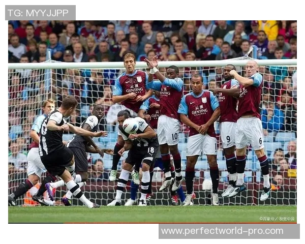 英超激战AC米兰5-1巴萨点球大战瞬间点燃全场激情解析 英超激战AC米兰5-1巴萨点球大战瞬间点燃全场激情解析