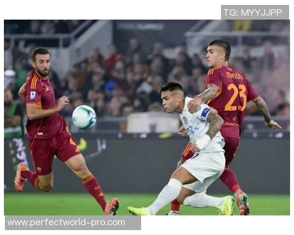 世界杯波尔图与那不勒斯激战成平局争议判罚引发全场热议 世界杯波尔图与那不勒斯激战成平局争议判罚引发全场热议