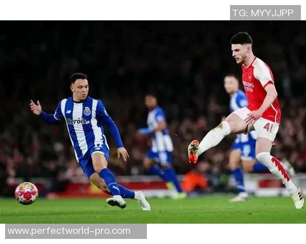 波尔图大胜阿森纳五球狂潮足总杯赛场引发热烈反响 波尔图大胜阿森纳五球狂潮足总杯赛场引发热烈反响