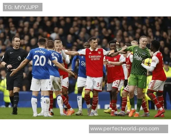 世界杯激战尤文图斯与里昂0比0平补时争议进球引发全场热议