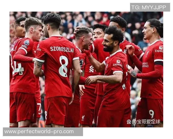 德甲焦点战曼联与阿森纳握手言和全场哀叹惨败瞬间引发热议